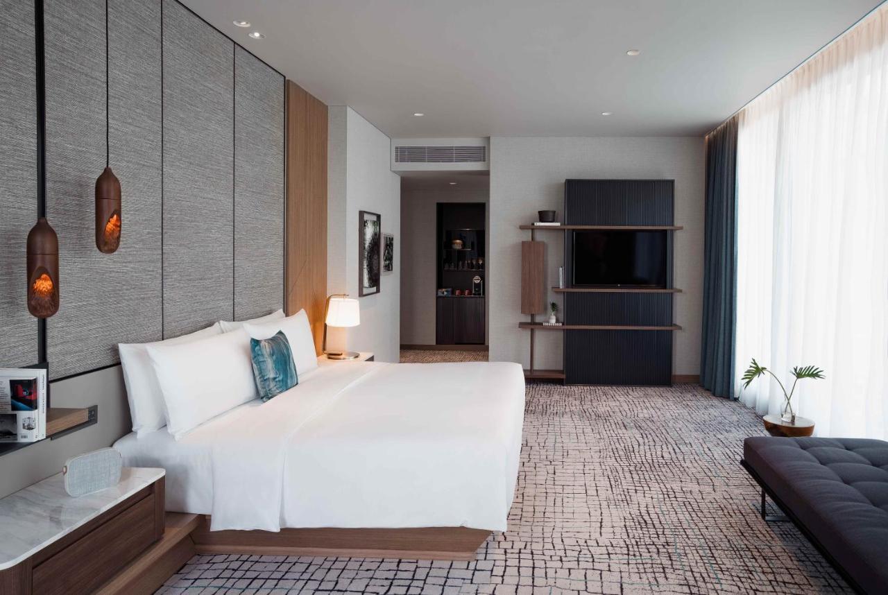 Kimpton Maa-Lai Bangkok By Ihg Banguecoque Exterior foto Deluxe Room