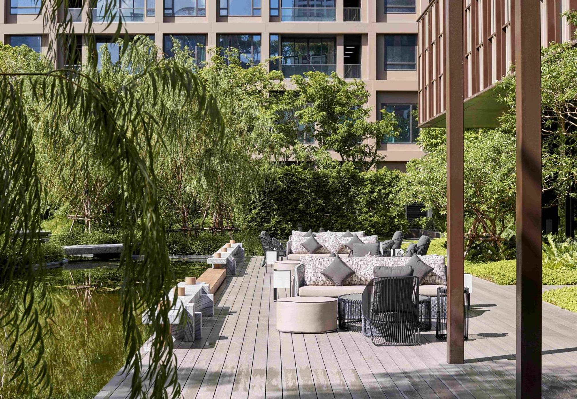 Kimpton Maa-Lai Bangkok By Ihg Banguecoque Exterior foto The Park